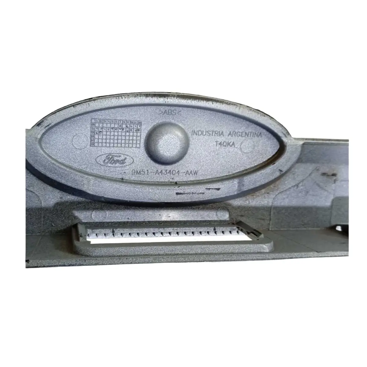 Friso Tampa Porta Mala Ford Focus 2009/12 9M51A43404AAW — imagem 6