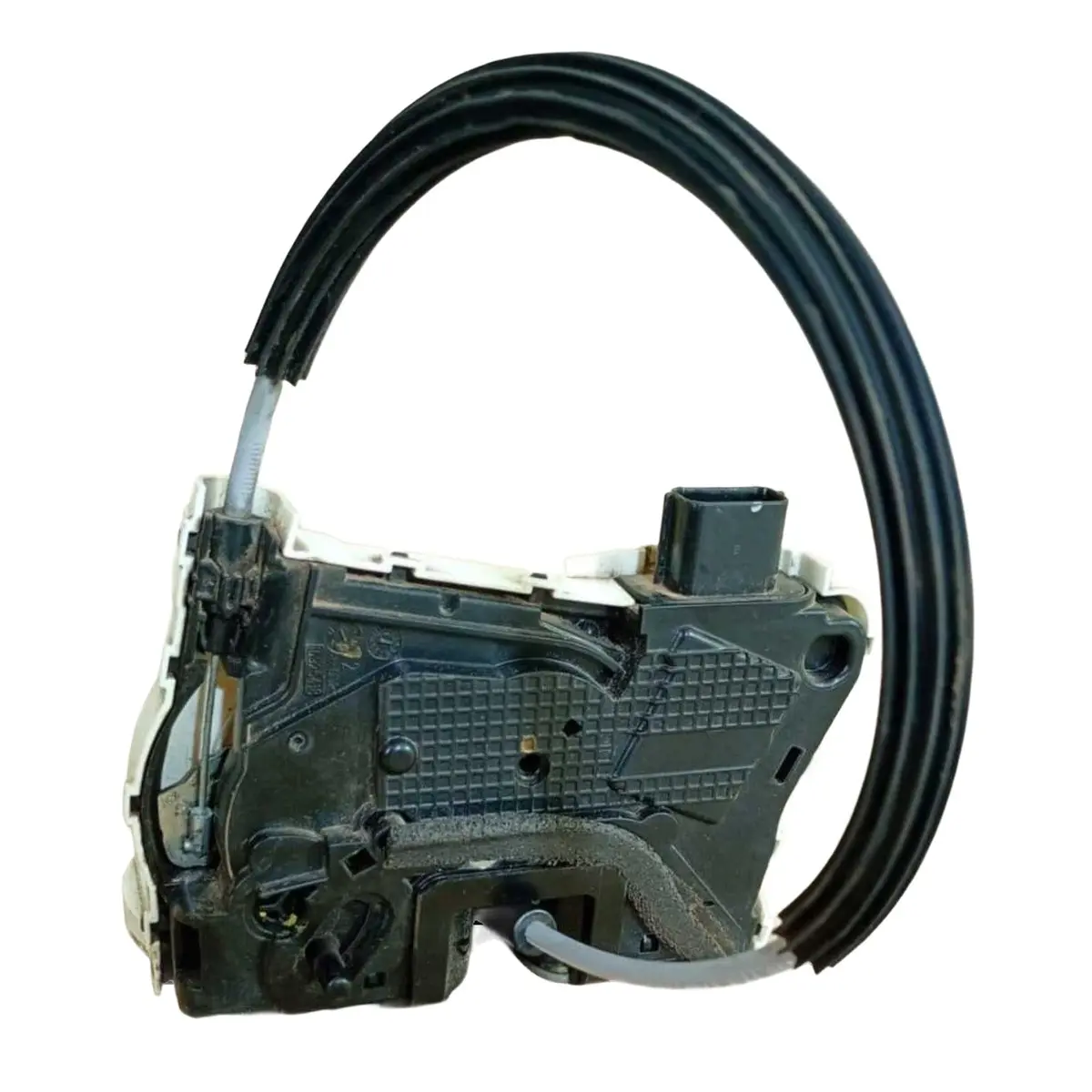 Fechadura Porta Traseira Direita Chevrolet Onix Tracker 2020/24 26317123 — imagem 3