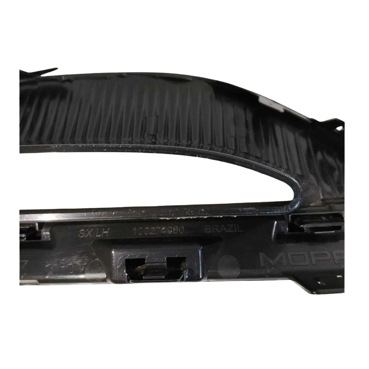 Moldura Para-choque Dianteiro Esquerdo Fastback Pulse 2023 — imagem 5