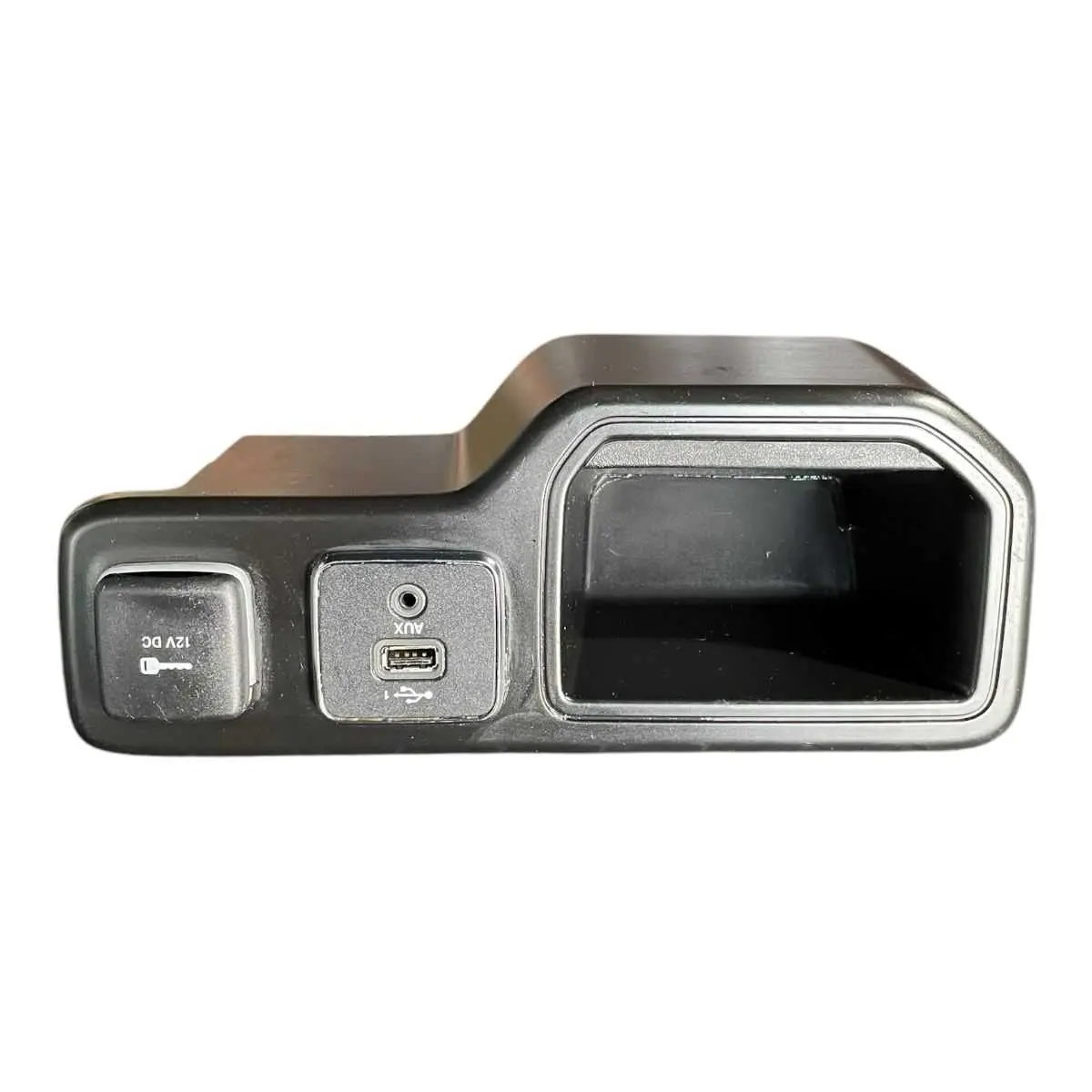 PORTA TRECO TOMADA 12V JEEP RENEGADE 2020 A 2022