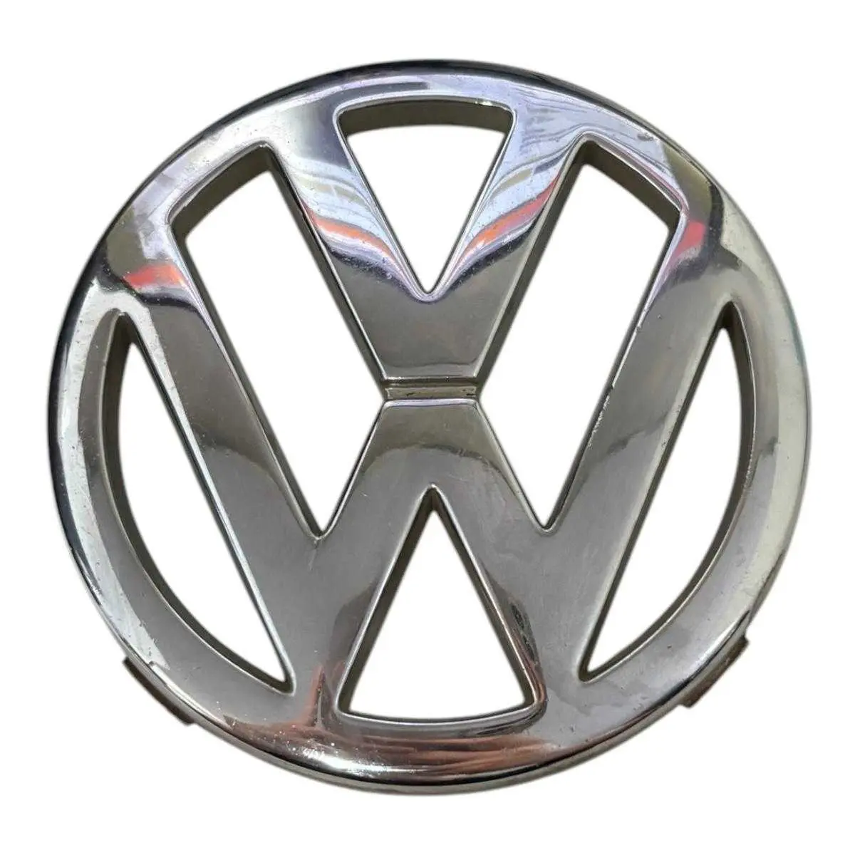 EMBLEMA GRADE FRONTAL VOLKSVAGEM GOL G4 ORIGINAL USADO