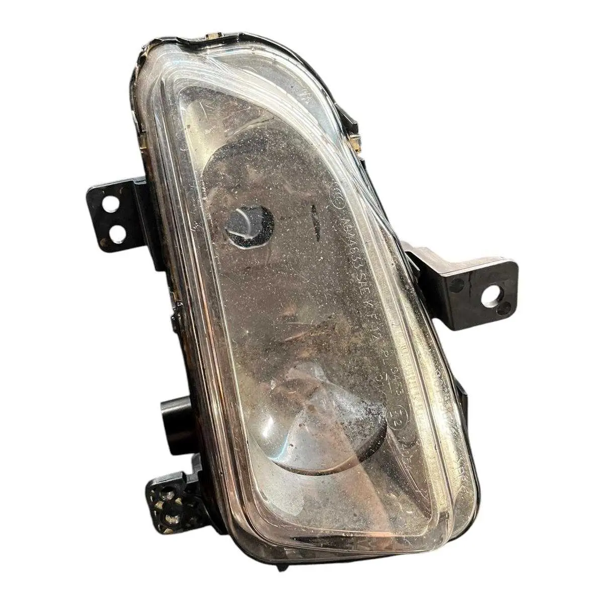 Farol Milha Direito Fiat Strada Freedom 2020
