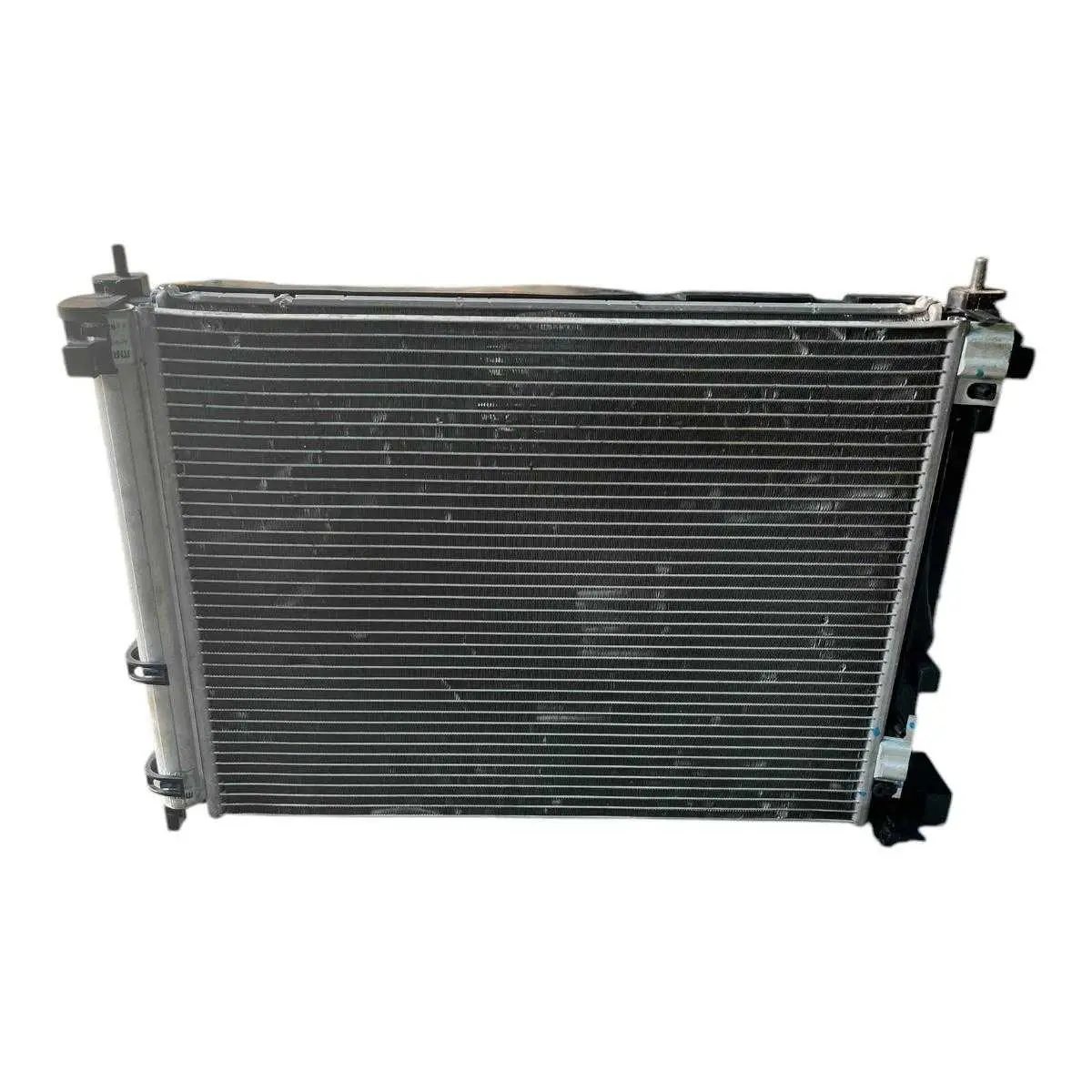 KIT Radiador Nissan Kicks 2024 original usado