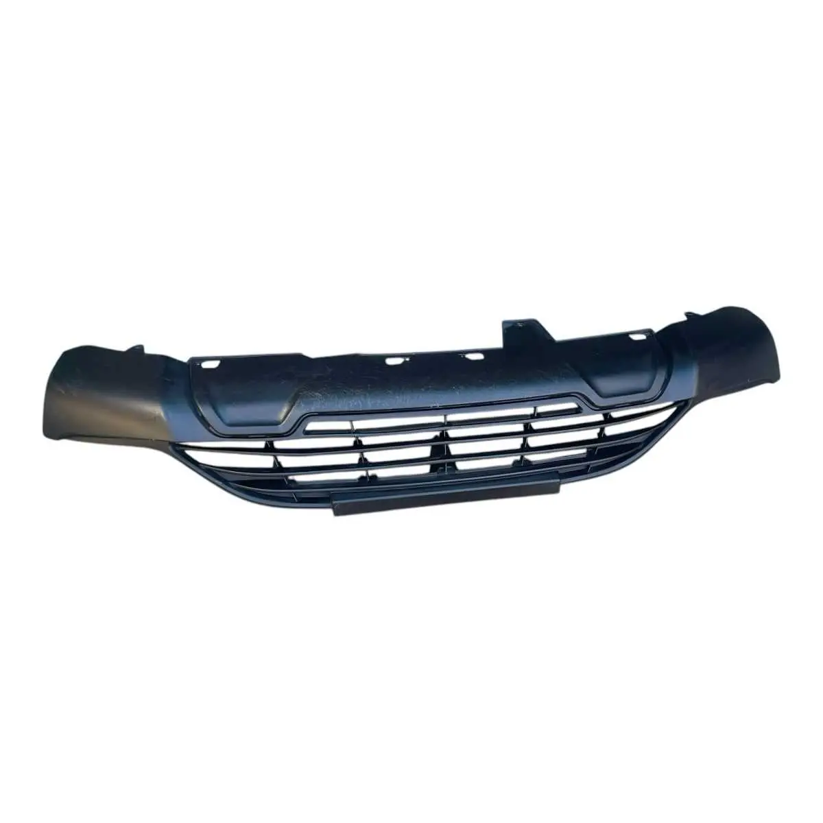 Grade Parachoque Dianteiro Kwid Com Detalhes De Quebrado