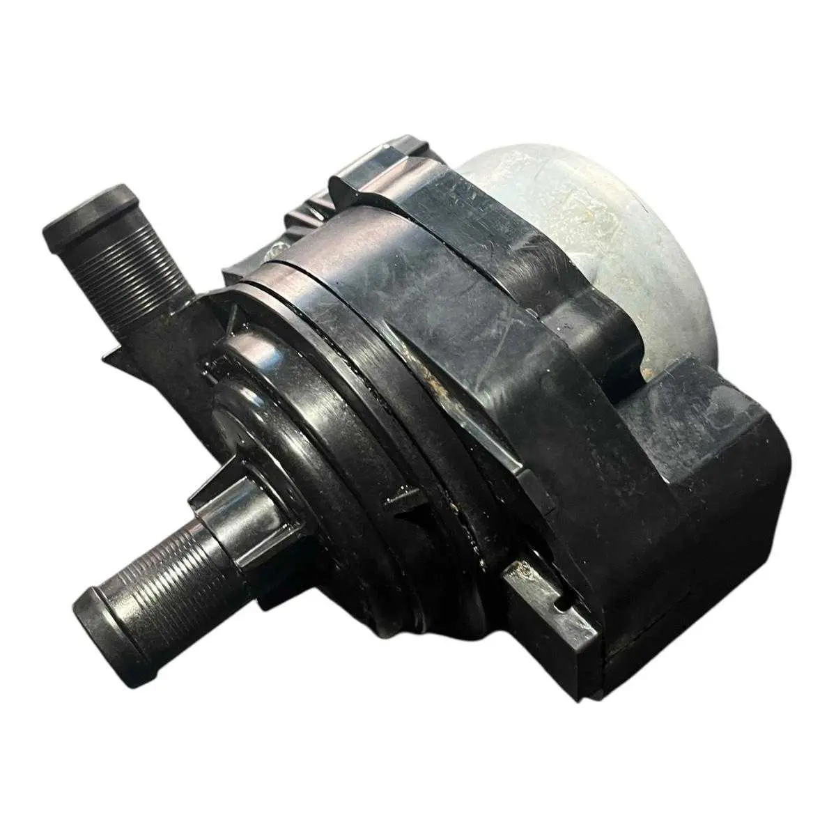 Bomba De Água Da Nissan Frontier 2.3 16v - 215805ju0a
