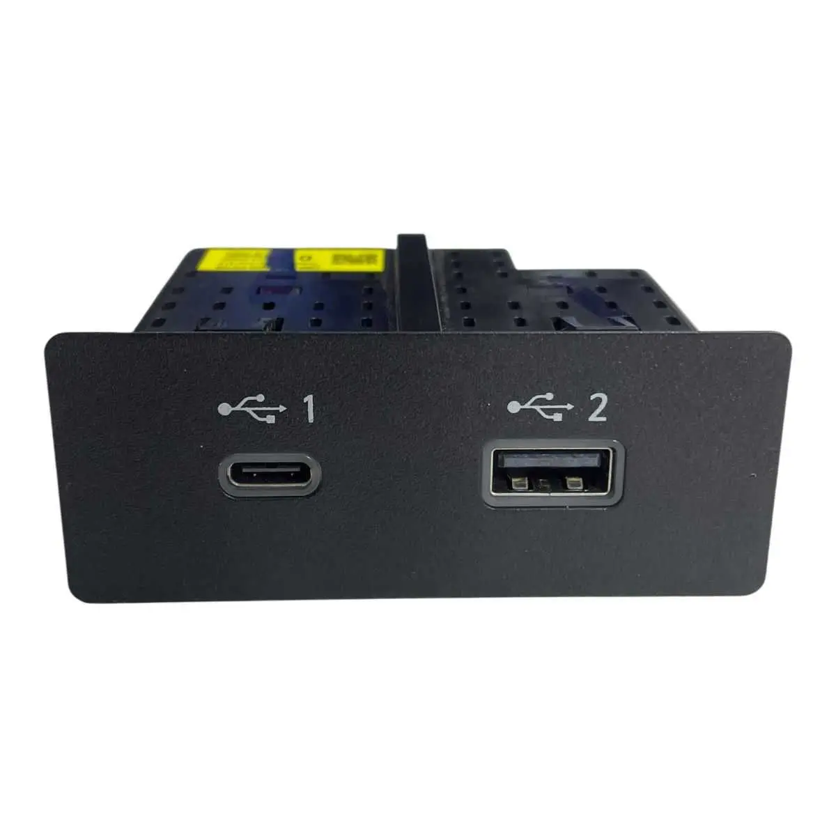 ENTRADA USB CONECTOR TIPO C NISSAN KICKS