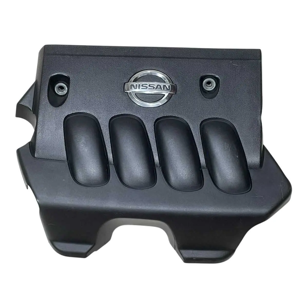 tampa de motor nissan
