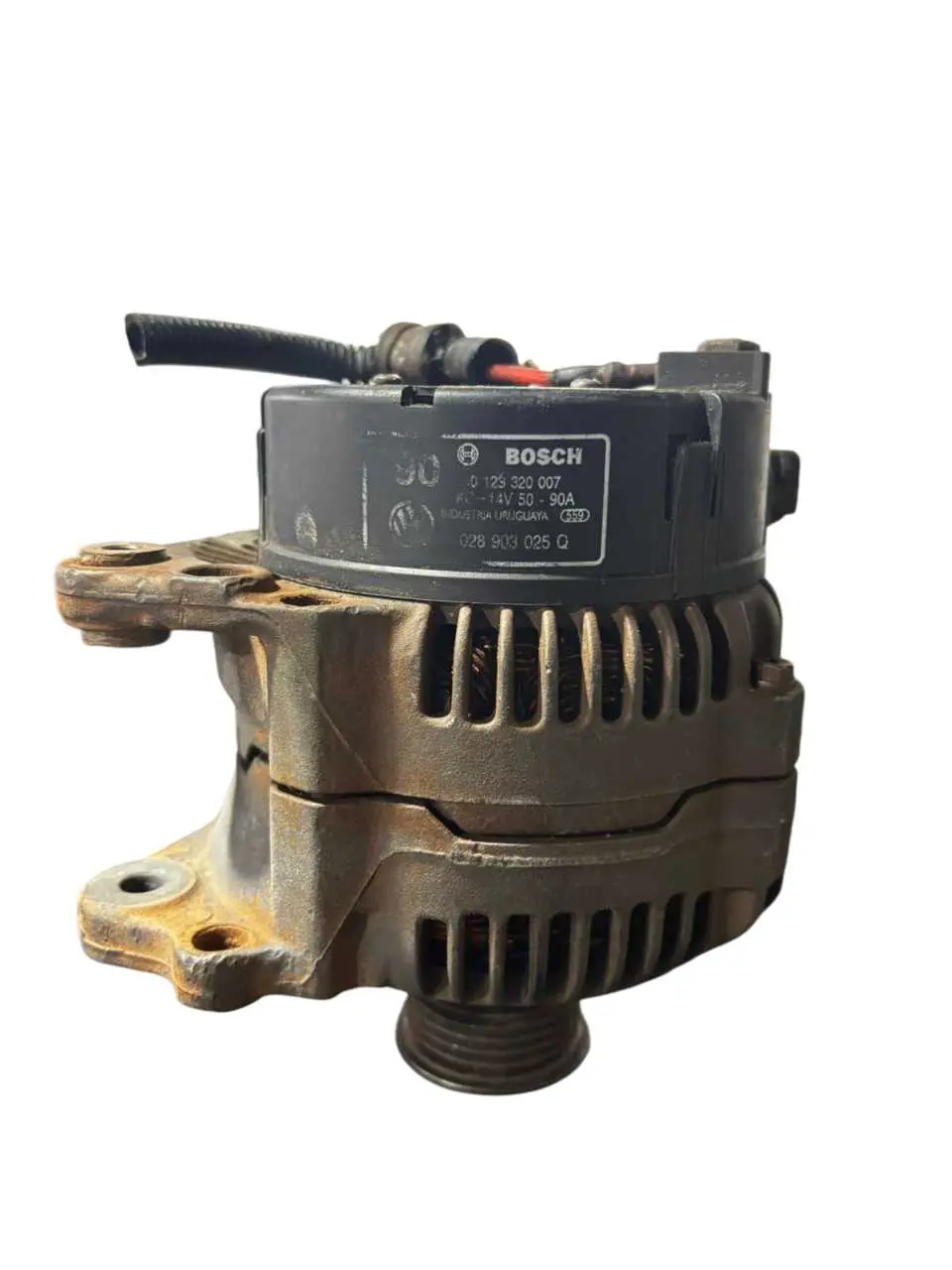 Alternador Golf Jetta Polo 90a PN.028903025Q