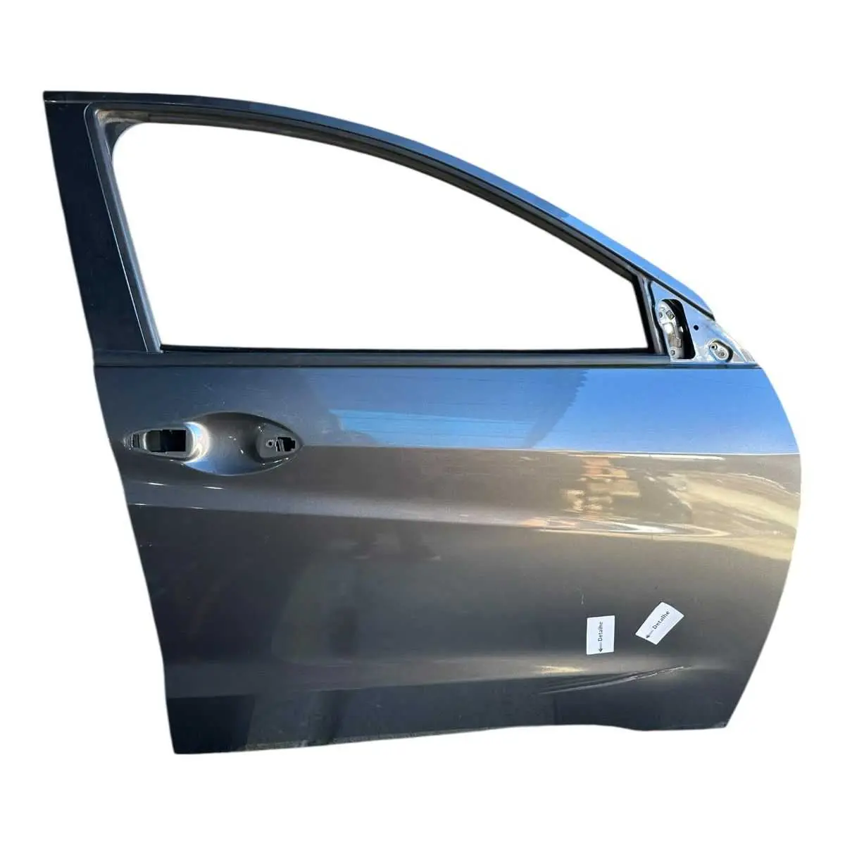 PORTA DIANTEIRA DIREITA HONDA HRV COM DETALHE