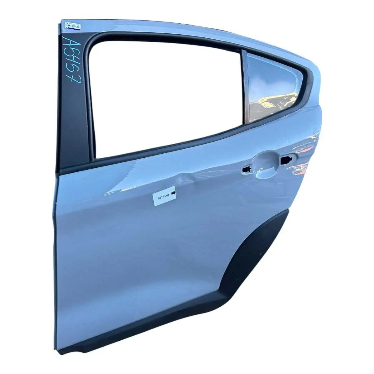 PORTA FASTBACK TRASEIRA L.E COM DETALHE