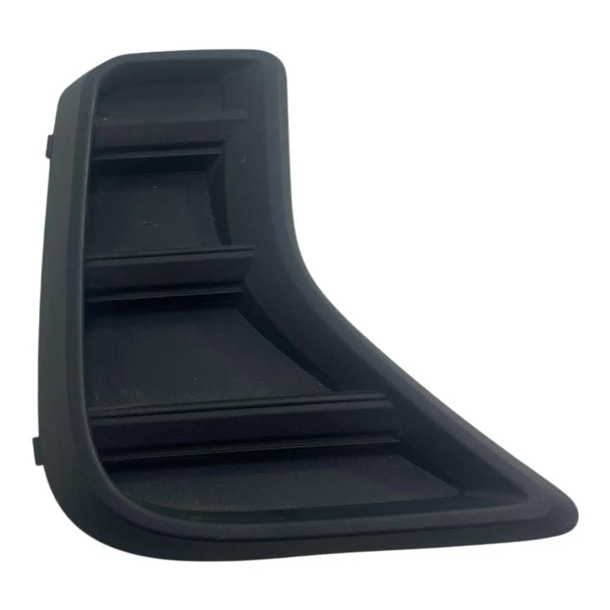Moldura Milha esquerdo Saveiro G9 2024/2025 5u7853665