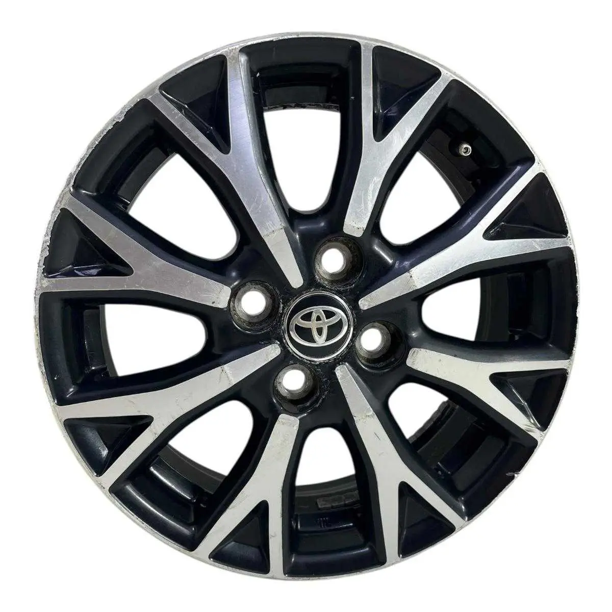 Roda Toyota Etios Aro 14 c/DETALHE