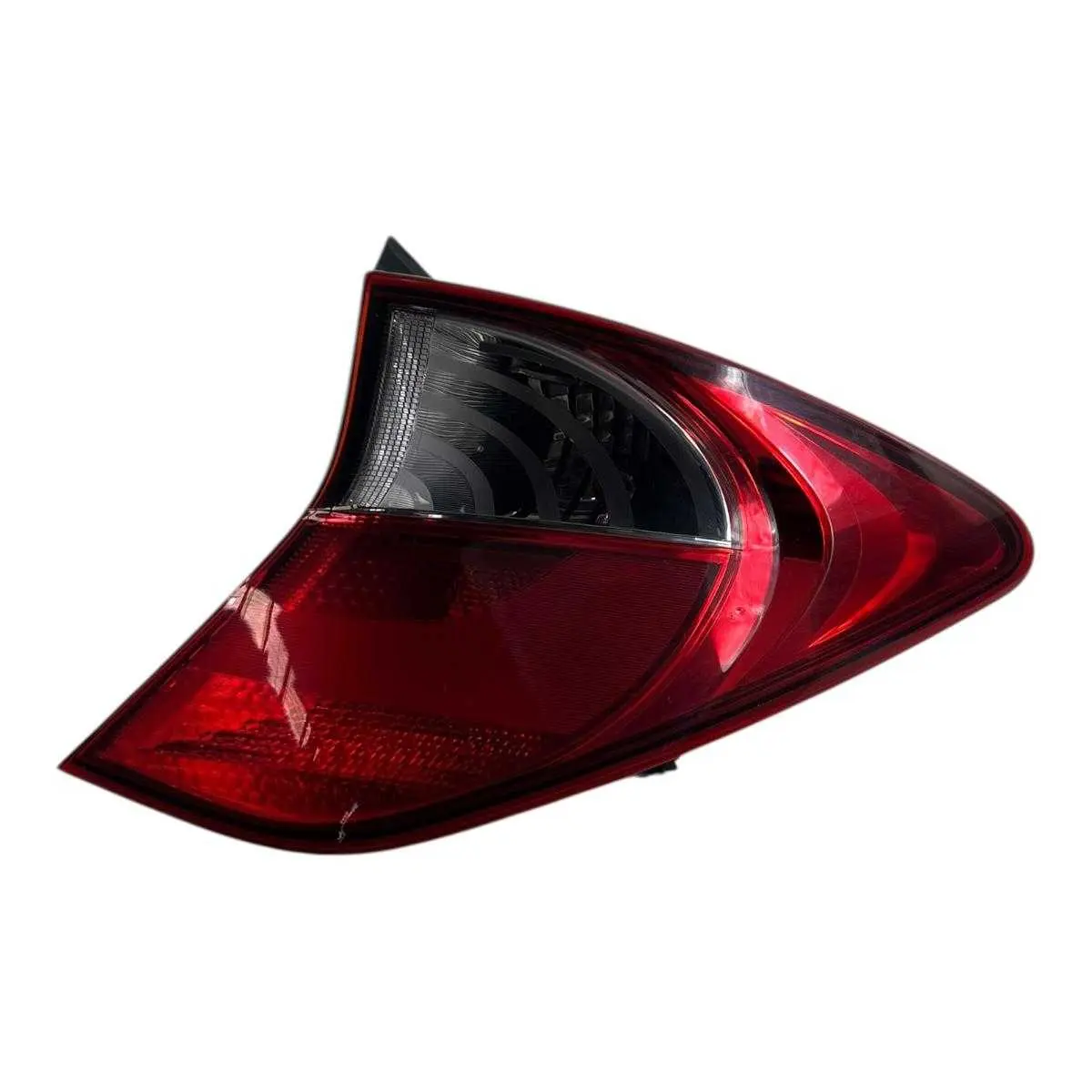 Lanterna Traseira Direita Hyundai Hb20 Hatch 20/22 92402r10