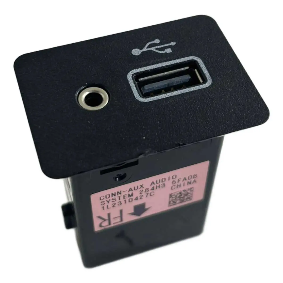 Tomada Usb Aux Nissan Frontier Versa Kicks 2017/2022 USADO