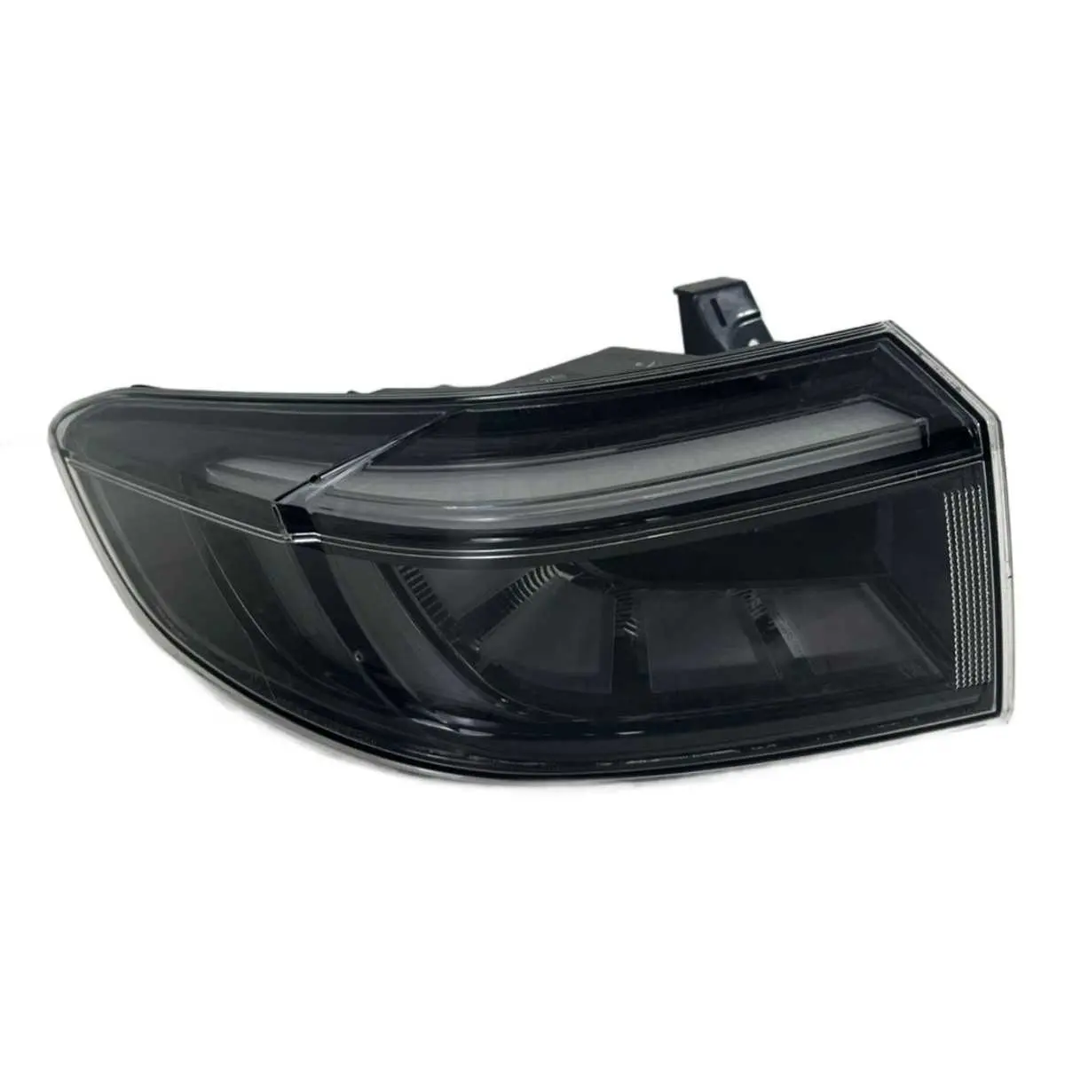 Lanterna Traseira Lado Esquerda Honda Hrv 2023/2025