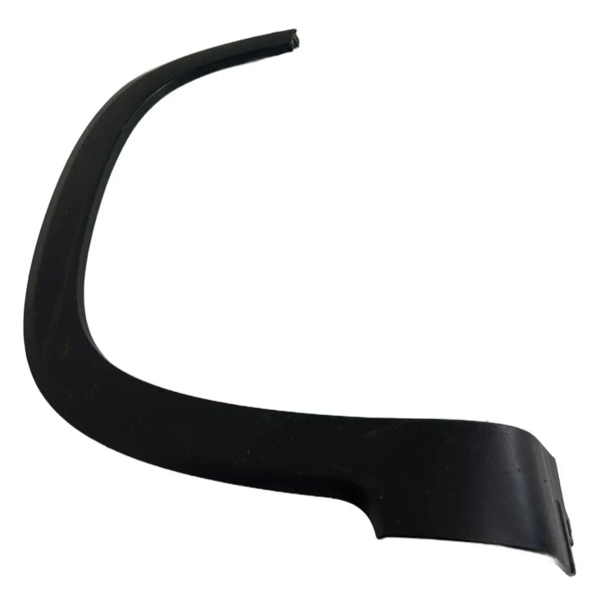 Moldura Paralama Dianteiro Direito Fiat Toro 2016/2023 1002151660 PEÇA COM BASTANTE RISCO