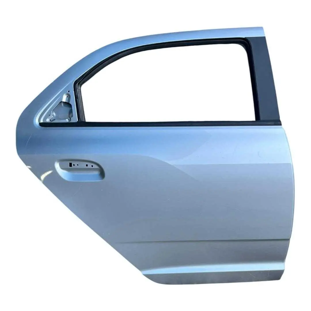 PORTA TRASEIRA DIREITA COBALT 2015 PRATA