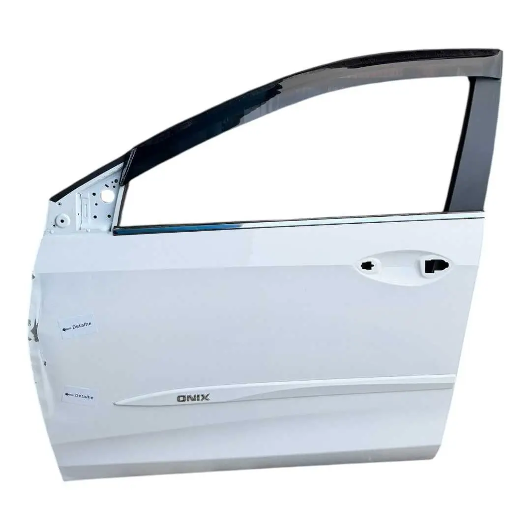 PORTA DIANTEIRA ESQUERDA Chevrolet Onix 2023 (COM DETALHE)