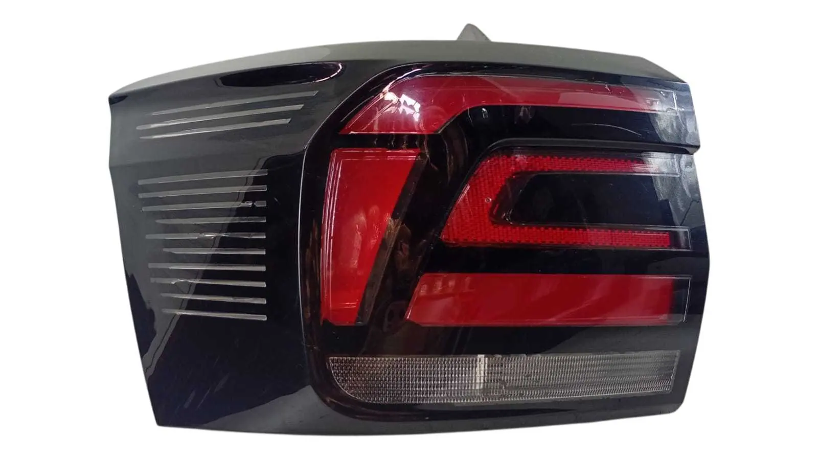 Lanterna Esquerda Volkswagen T-Cross 2022 0021200907