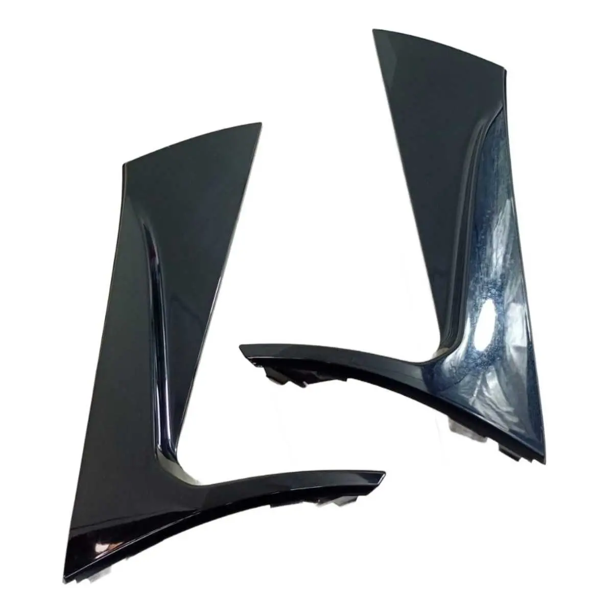 Par Aplique Aerofólio Chevrolet Tracker 2020/25 26259578