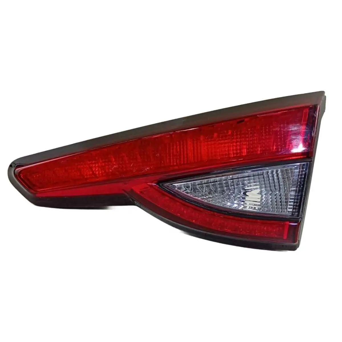 Lanterna Tampa Traseira Direita Fiat Argo 2018/23 49440748