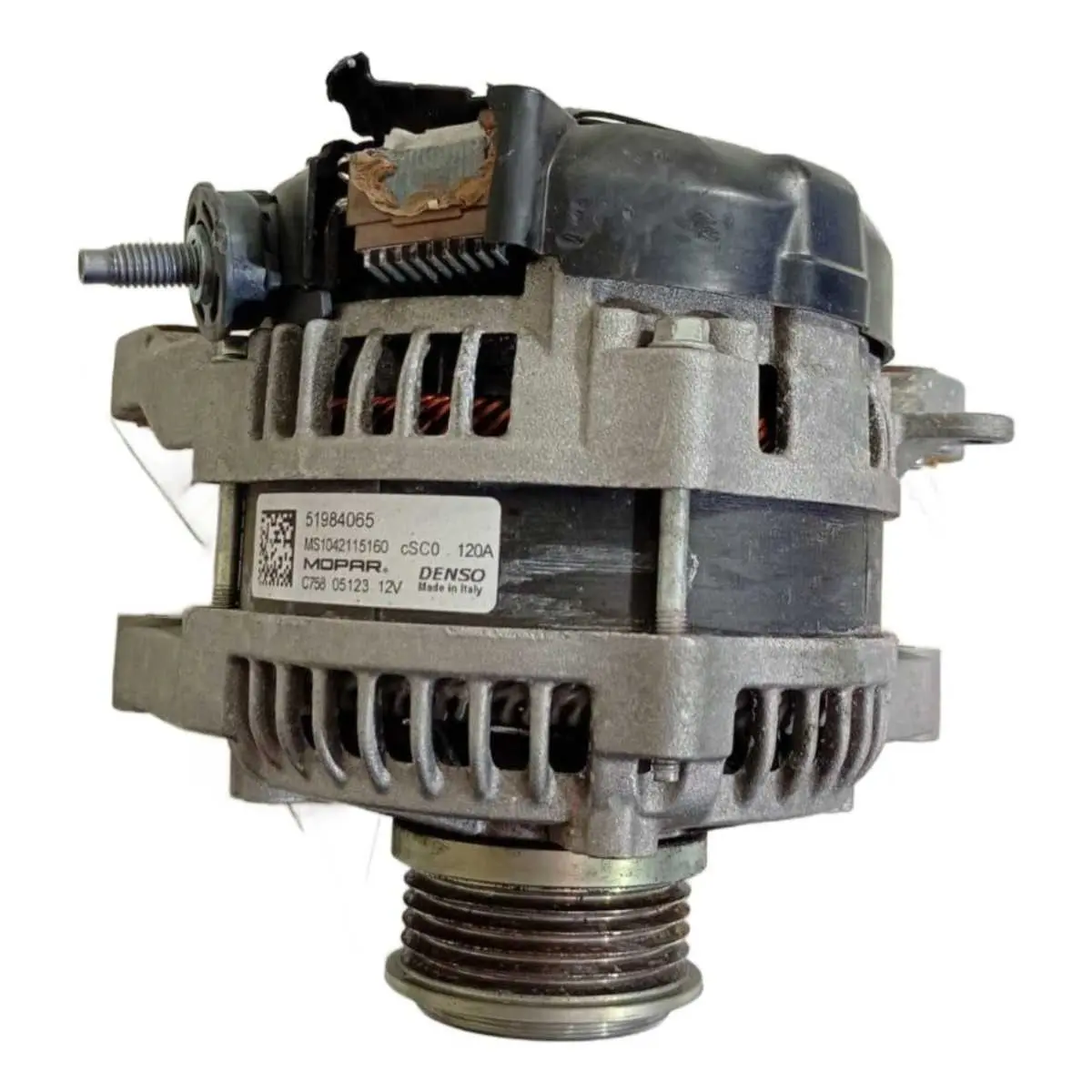Alternador Fiat Fastback Nova Strada Pulse C/Regulador Quebrtado 17/22 51984065