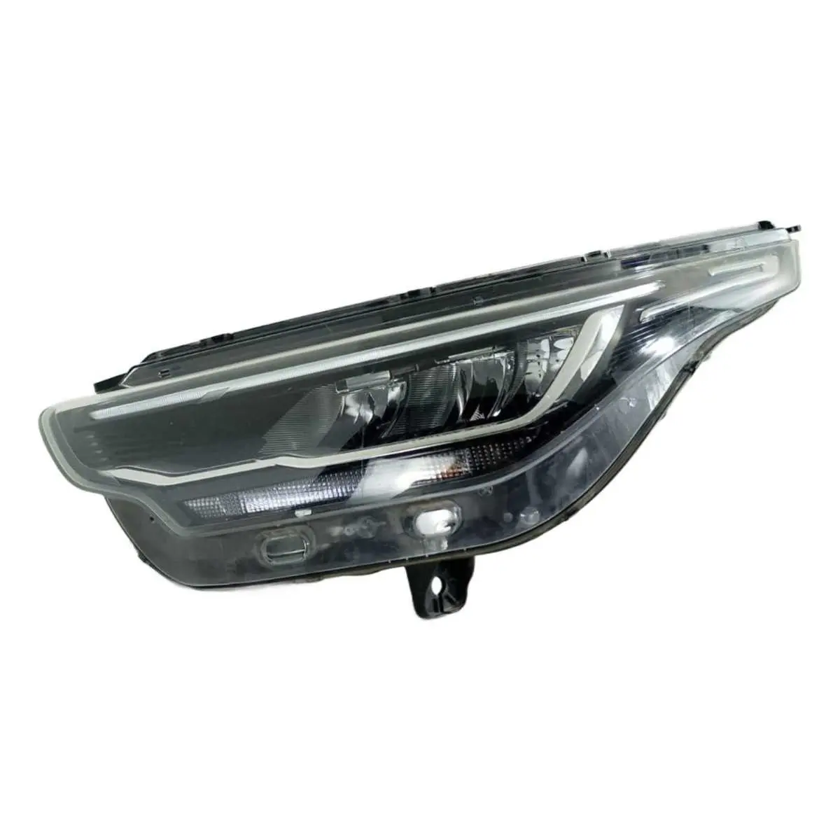 FAROL FIAT STRADA RANCH COM LED LADO ESQUERDO