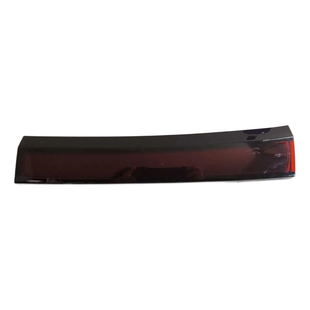 Lanterna Tampa Traseira Direita Nissan Kicks 22/24 265505r05ag1