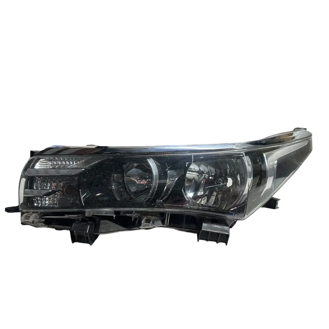 Farol Toyota Corolla Esquerdo 15/18 Peça Com Detalhe