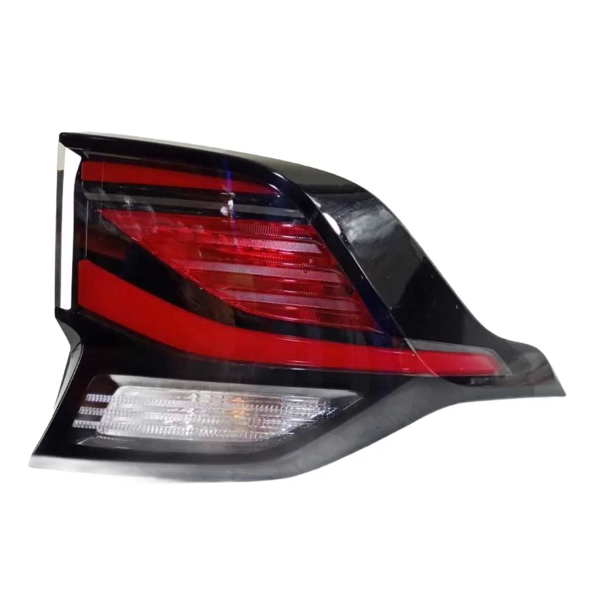 Lanterna Traseira Direita Kia Sportage 2021/25 92402R2000